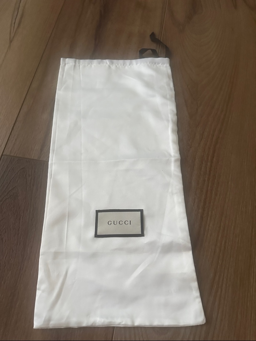 Gucci white dust bag
